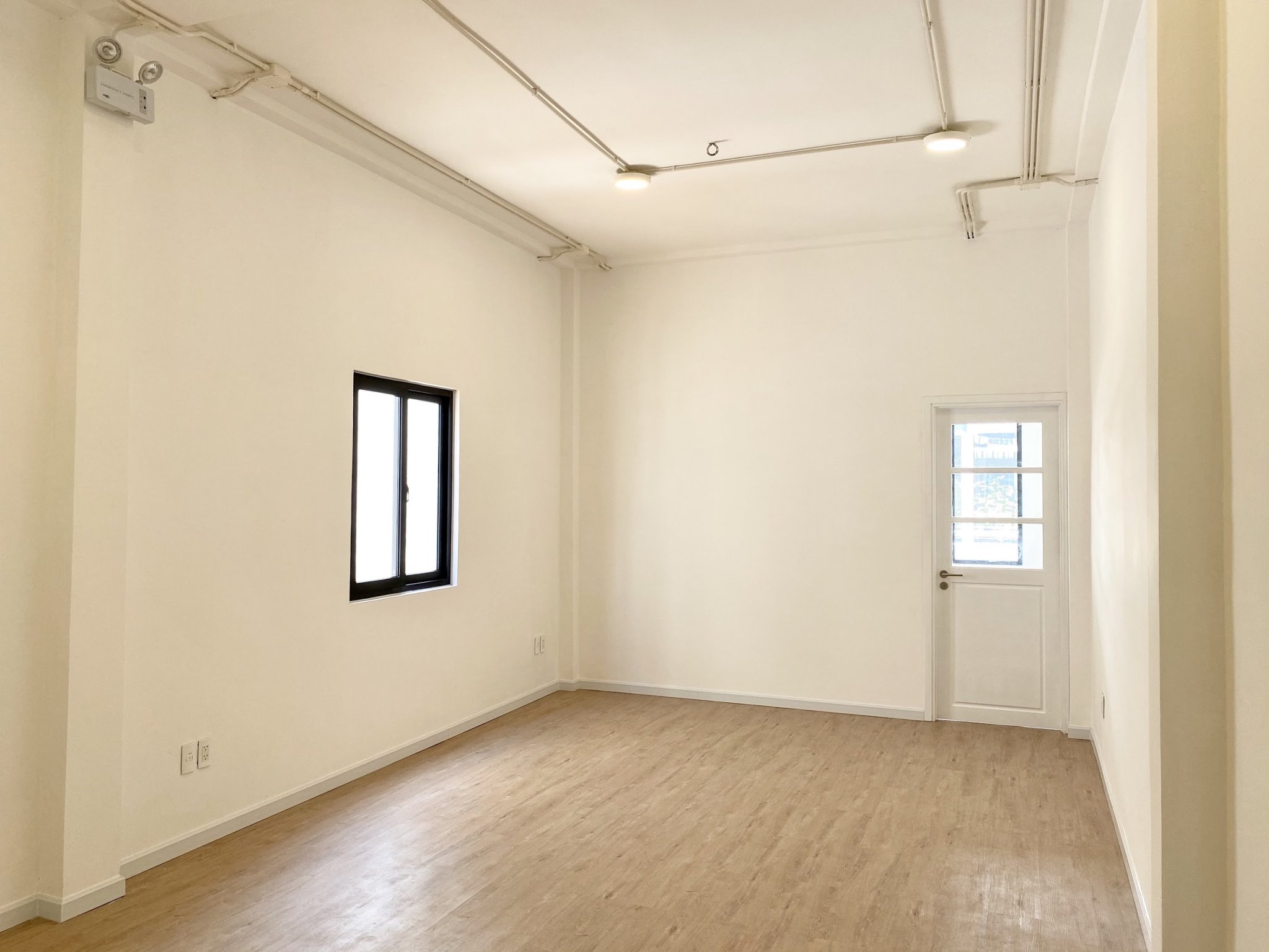 Cho Thuê NC MT Đường  Mai Thị Lựu, Phường Đa Kao, Quận 1,